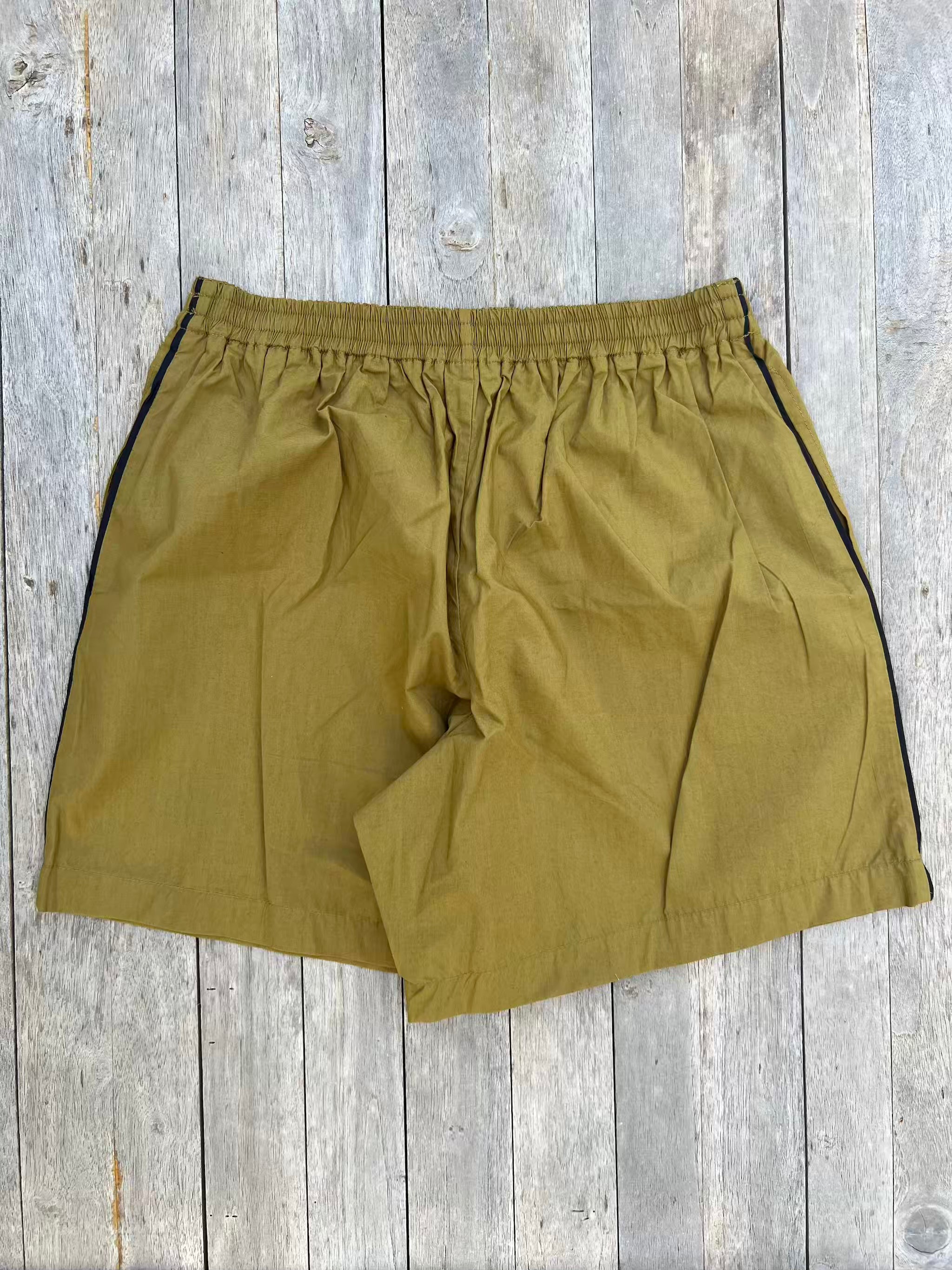 ROBIN SHORTS for Girls - Style `Bondi´ Khaki with stripe on the side-4