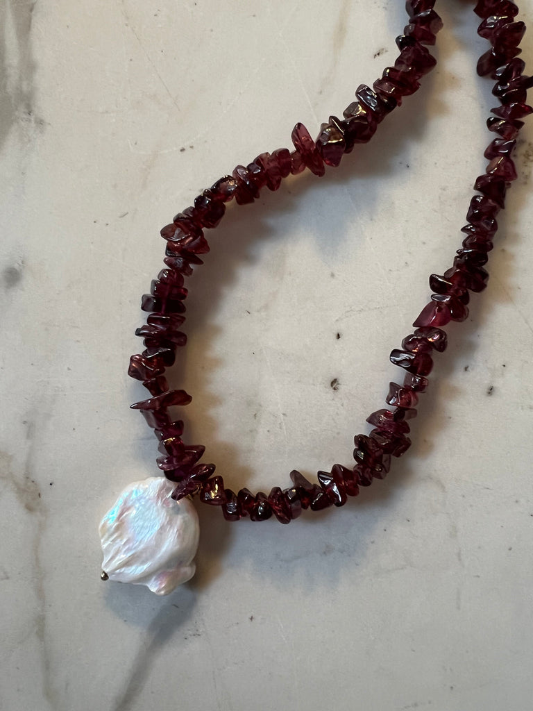 Necklace Vintage Garnet - ANTHOLOGY PENELOPE - MUSEO CORAZON - N1
