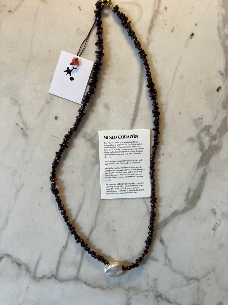 Necklace Vintage Garnet - ANTHOLOGY PENELOPE - MUSEO CORAZON - N2