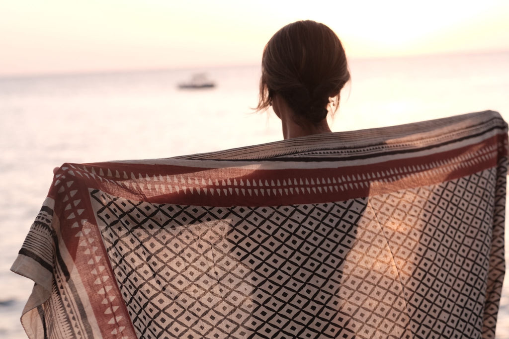 NEW INDIA BOHO SCARF HAND-MADE BLOCKPRINT: PEACOCK ORANGE