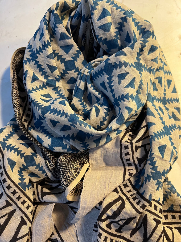 NEW INDIA BOHO SCARF HAND-MADE BLOCKPRINT: BLUE GEORGIA WITH WOVEN BORDER