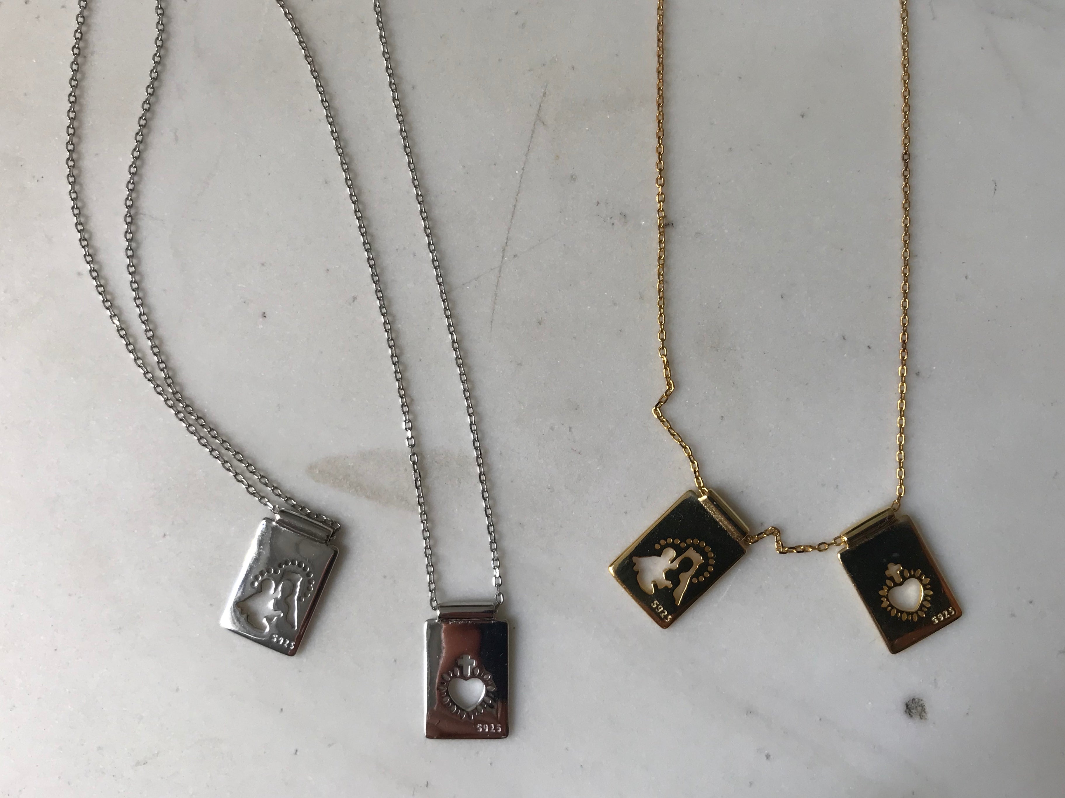Necklace Escapulario movable in gold and silver-4